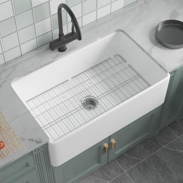 Vomlor Fireclay Farmhouse Sink 33 in. Single Bowl Crisp White Fireclay Kitchen Sink Apron Front with Strainer and Bottom Grid