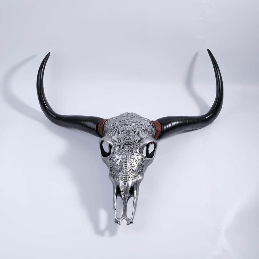 Antique Silver Resin North American Bone-Inspired Bull Head Hanging Ornamen