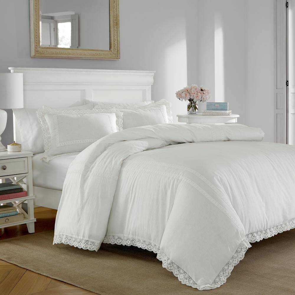 Laura Ashley Annabella 3-Piece White Solid Cotton King Comforter Set Laura Ashley Annabella 3-Piece White Solid Cotton King Comforter Set - 2