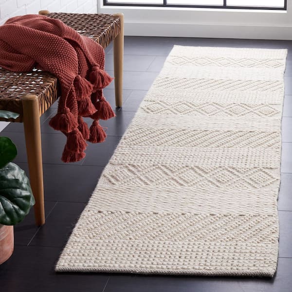 Natura 2 ft. x 8 ft. Ivory Striped Solid Color Diamond Runner Rug