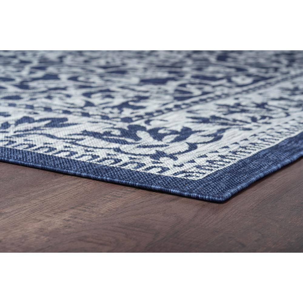 Navy Floral Synthetic 5' x 7' Rectangular Outdoor Rug