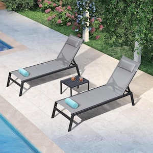 Black Frame Lounge of 3-Pieces Aluminum Outdoor Chaise Lounge with Cushion and Side Table, Grey