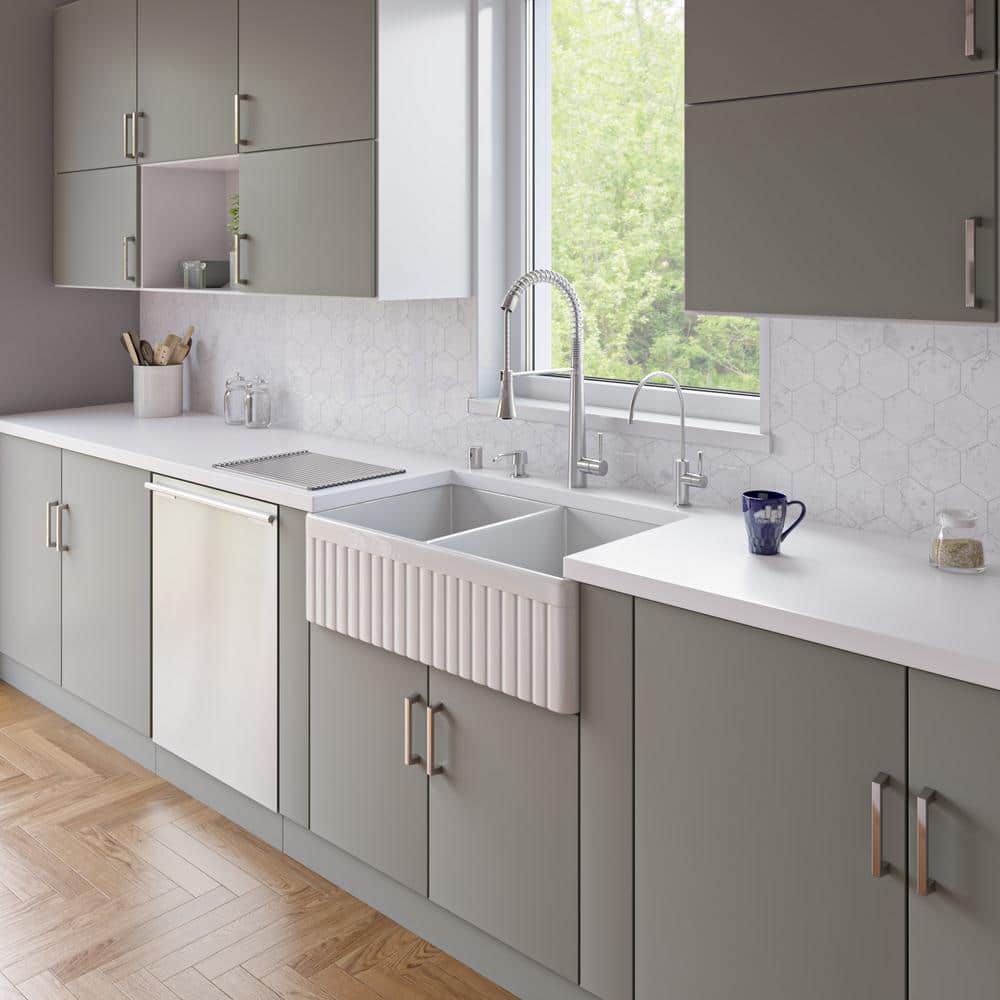 White 32.75'' Double Bowl Fluted Fireclay Farmhouse Sink