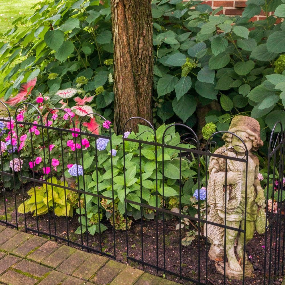 Black Metal Decorative Garden Border Fence