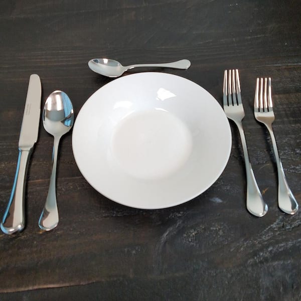 Classic Manchester 20-Piece Stainless Steel Flatware Set (Service for 4)