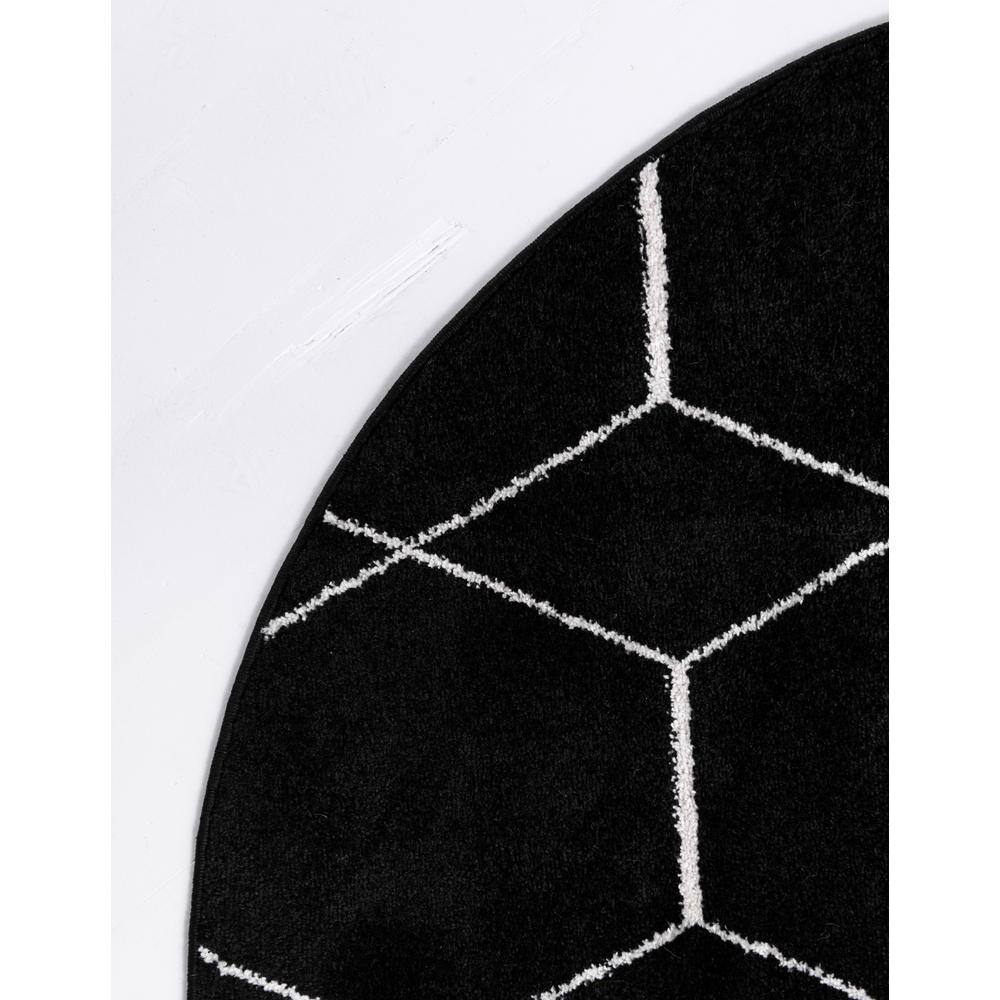 5' Round Black and Ivory Trellis Synthetic Area Rug