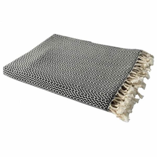 HomeRoots Charlie Black and White Geometric Cotton Throw Blanket