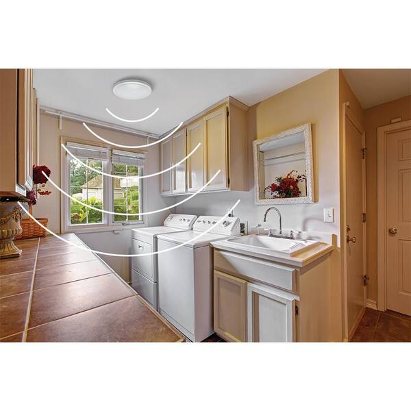 Round LED Night Light Auto Sensor PIR Motion Kitchen Wardrobe Closet Wall Lamp K 