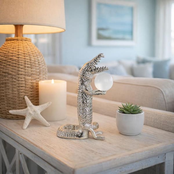 Liv & Skye Silver 6.5 in. x 10.5 in. Metal Crocodile Holding