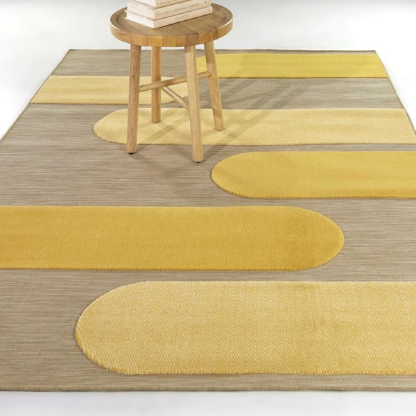 Acton Saffron 8 ft. x 10 ft. Geometric Indoor/Outdoor Area Rug