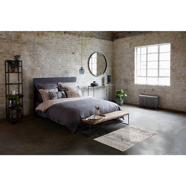 Suri Ink Natural/Blue 3 ft. x 5 ft. Stonewash Printed Cotton Accent Rug