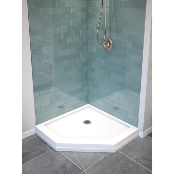 38 in. x 38 in. Neo-Angle Corner Shower Pan Base with Corner Drain in White