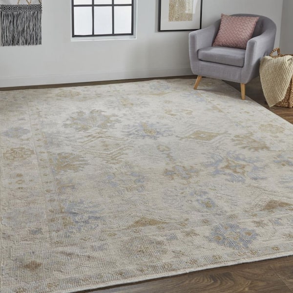9 x 12 Ivory, Blue Floral Area Rug