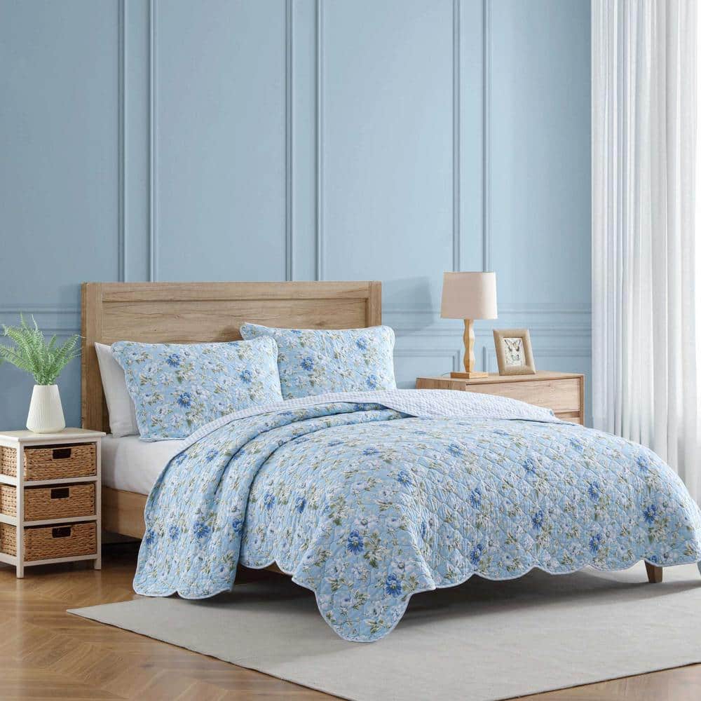 Blue Twin Cotton Reversible Quilt Set with Floral Design