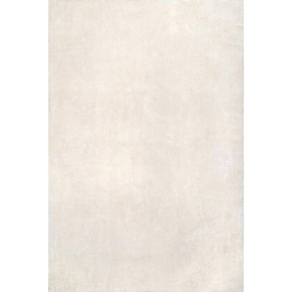 White 4' x 6' Solid Shag Machine Washable Area Rug