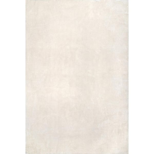 Loni Solid Machine Washable Shag White Doormat 4 ft. x 4 ft. Area Rug