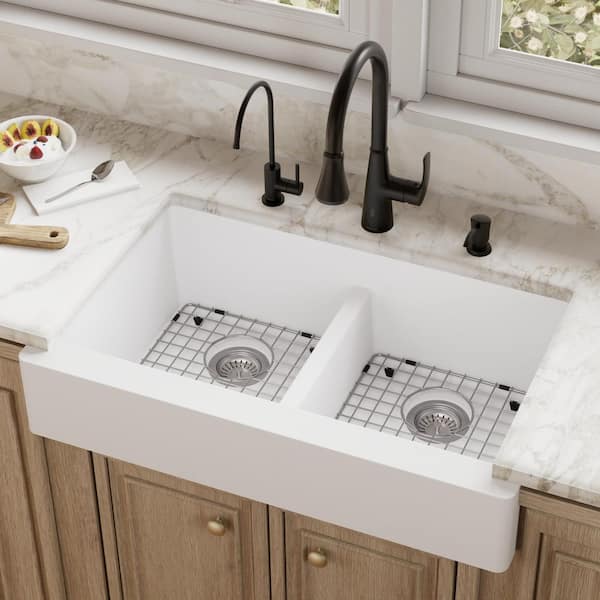 QAR-750 Quartz/Granite 34 in. Double Bowl 50/50 Retrofit Farmhouse/Apron Front Kitchen Sink in White w/Grid and Strainer