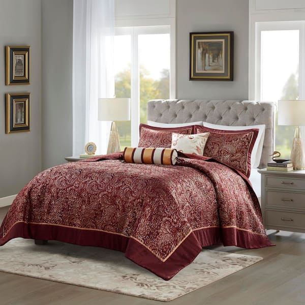 Madison Park Whitman 5-Piece Burgundy Paisley Polyester Queen Jacquard Bedspread Set with Throw Pillows