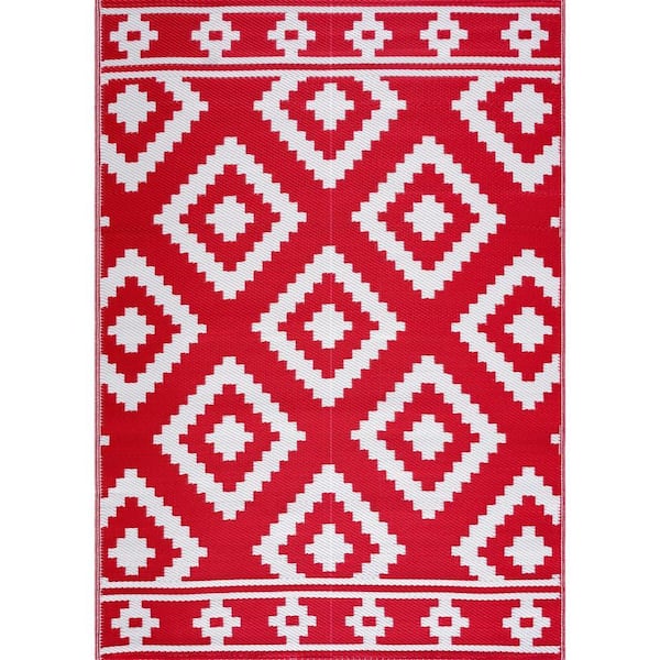 Milan Red and White 5 ft. x 7 ft. Folded Reversible Recycled Plastic Indoor/Outdoor Area Rug-Floor Mat