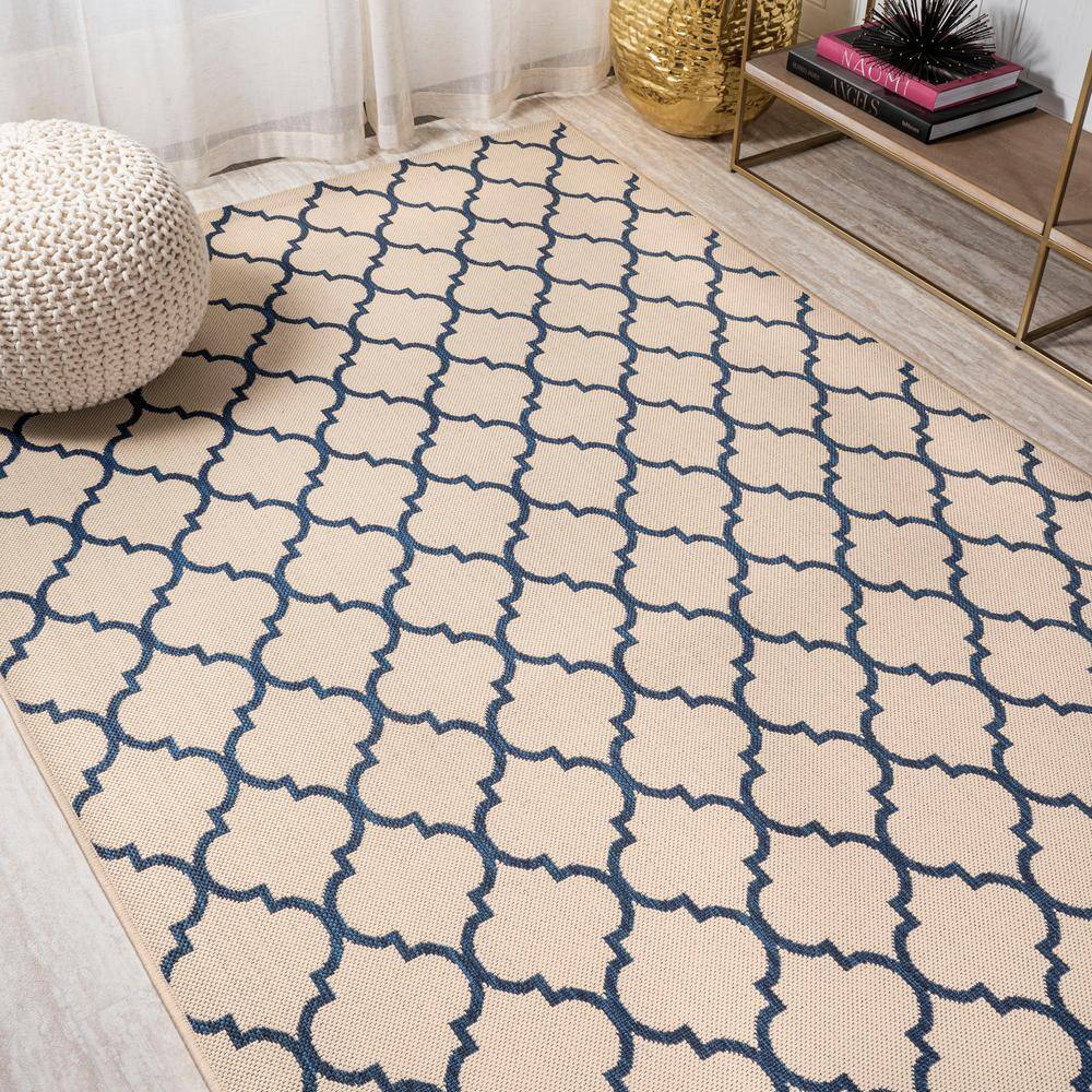 Arabesque Gray Synthetic Trellis Rectangular Rug 3x5