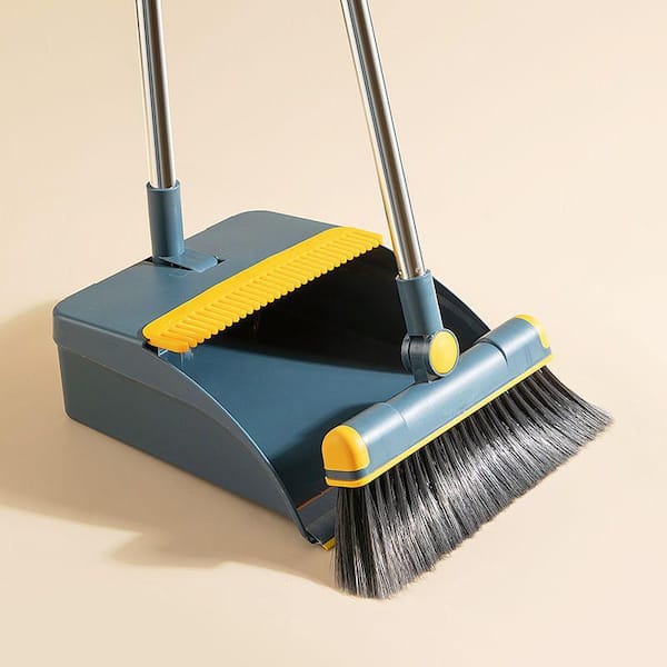 https://images.thdstatic.com/productImages/9fc8b2f7-62b4-4479-a3b1-338beac68282/svn/wellco-broom-holders-bds03810804g-c3_600.jpg