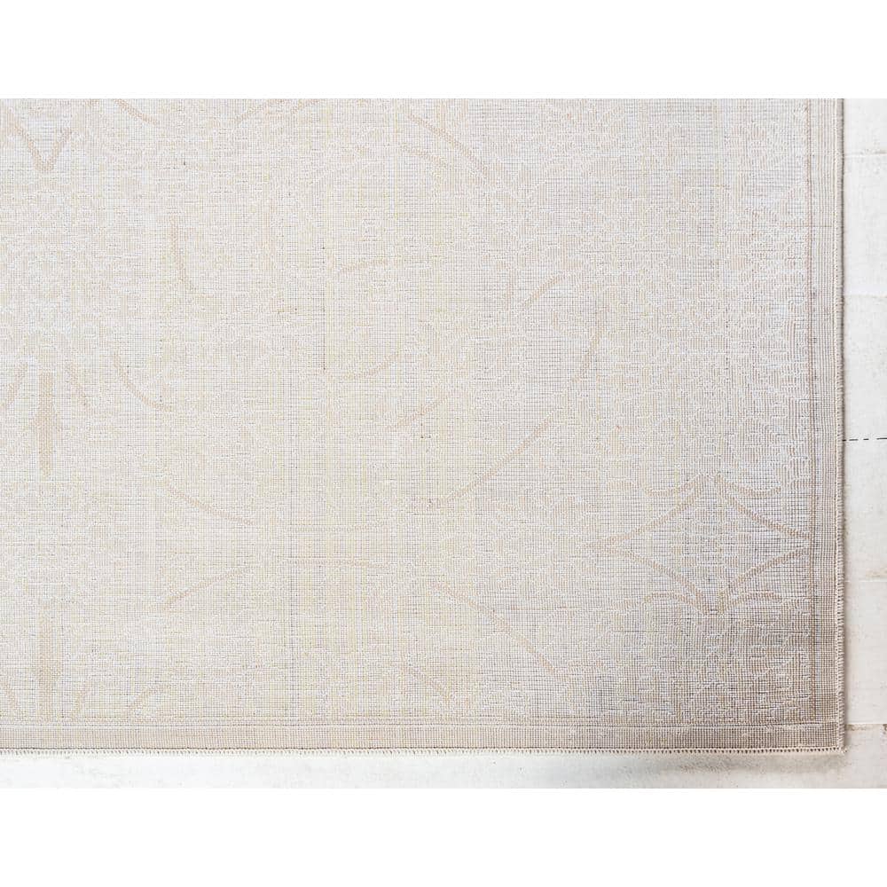 Ivory Floral Rectangular Stain-Resistant Synthetic Rug, 10x13 ft
