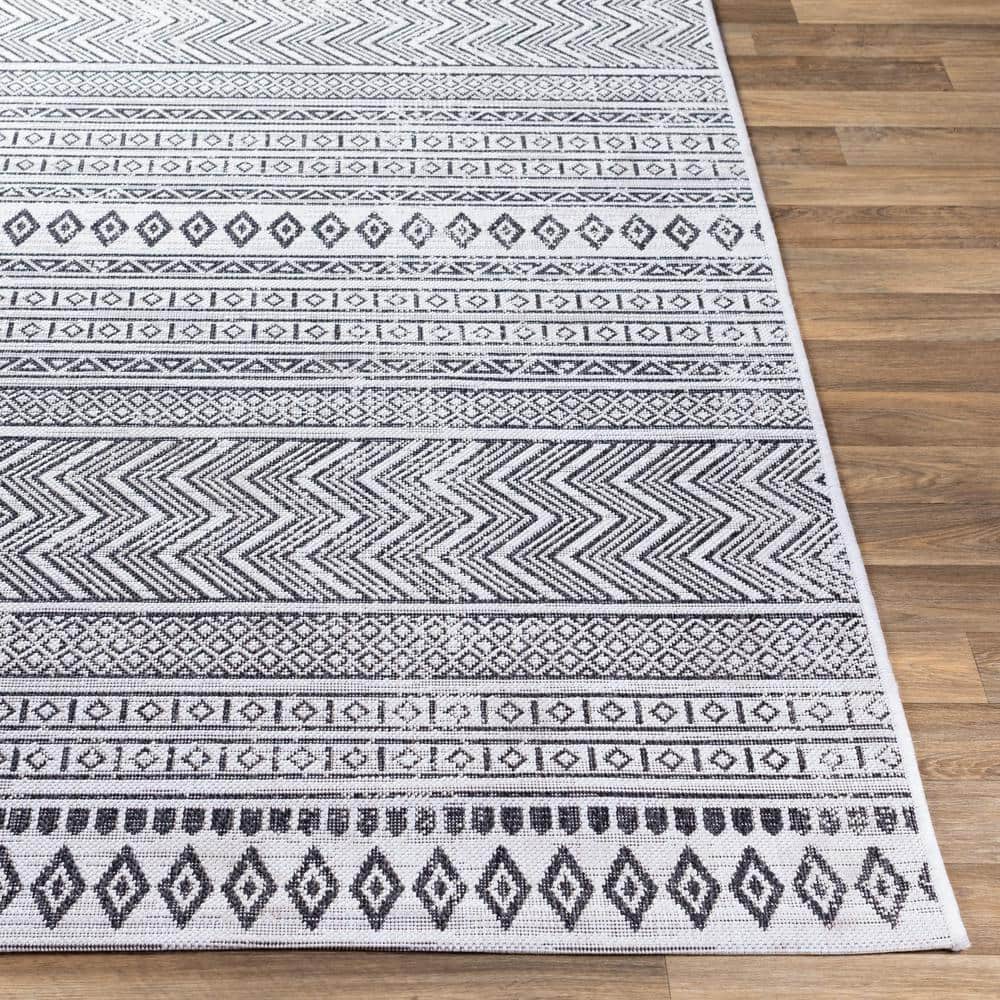 Eagean Black and White Synthetic Indoor/Outdoor Area Rug