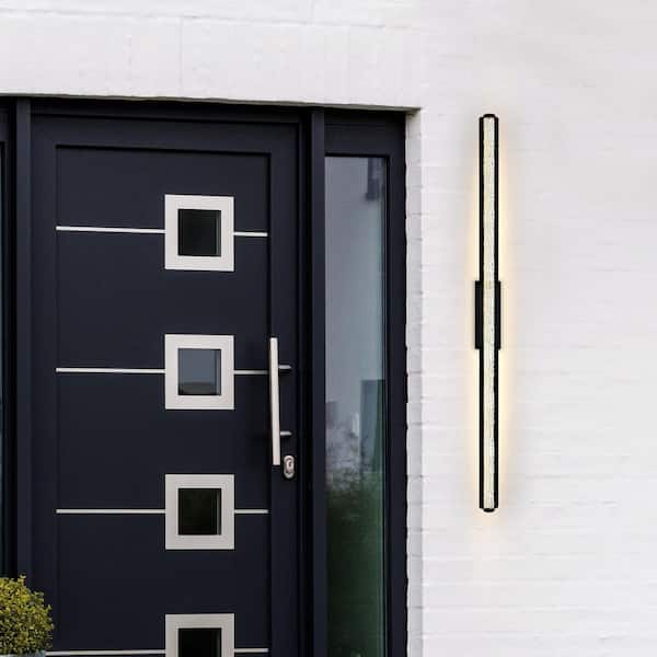 Fiji Black Outdoor Wall Light Integrated LED