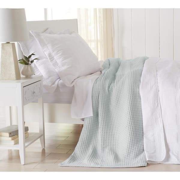FRESHFOLDS Blue 100% Cotton Full/Queen Lightweight Waffle Weave Blanket