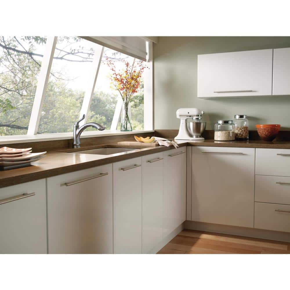 Arctic Stainless Single Handle Kitchen Faucet with Pull-Out Spray