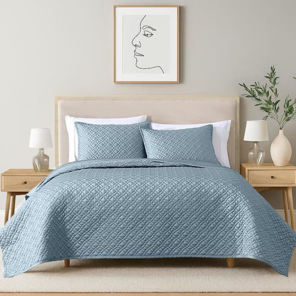 Keo 3-Piece Blue Polyester and Fabric Queen Size Coverlet Set with 2 Shams