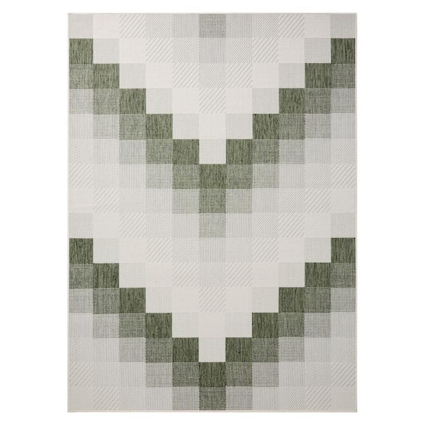 Patio Country Green/Cream 8 ft. x 10 ft. Ombre Chevron Polypropylene Indoor/Outdoor Area Rug