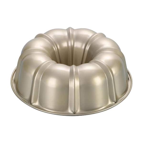 10-Cup Carbon Steel Non-Stick Fluted Tube Cake Pan Gold Finish Round Bakeware for Pound Cake Baking 1 Piece