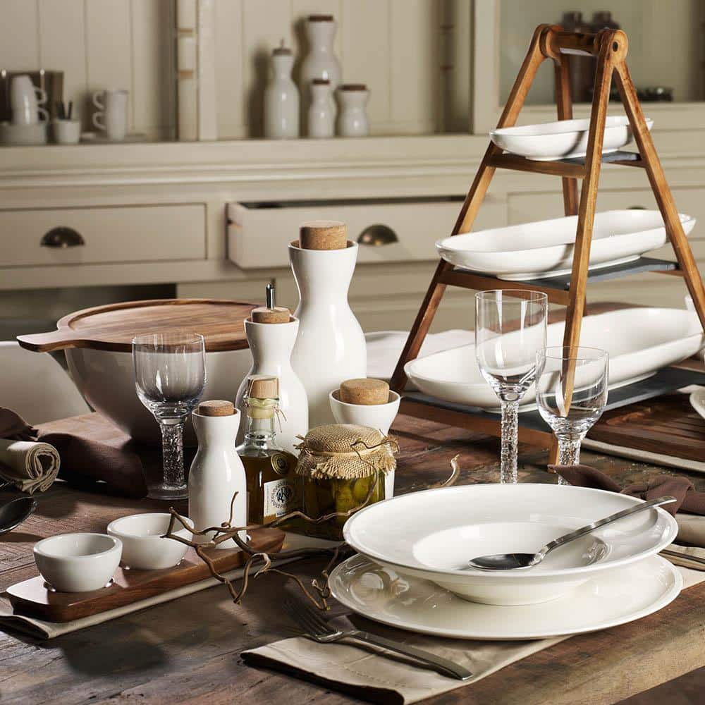 White Porcelain 4-Piece Dinnerware Set, Service for 1