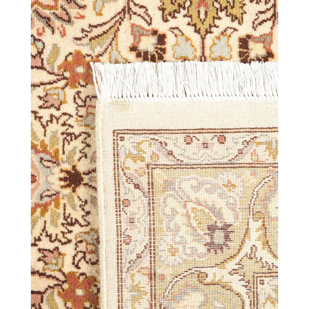 Hand-Knotted Beige Wool Traditional 4' x 6' Area Rug