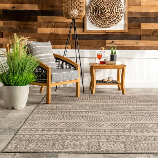 nuLOOM Abbey Tribal Striped Beige 9 ft. 6 in. x 12 ft. Indoor/Outdoor Patio Area Rug