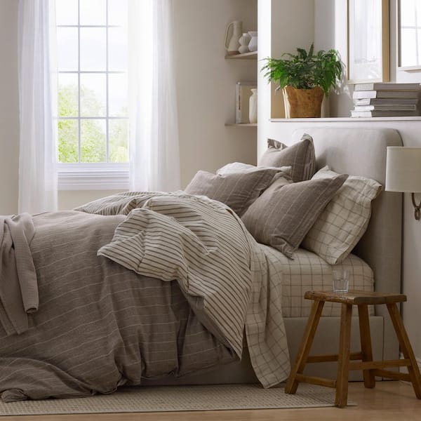 Legends Hotel Washed Linen Cotton Yarn-Dyed Wide Stripe Dark Brown California King Duvet Cover