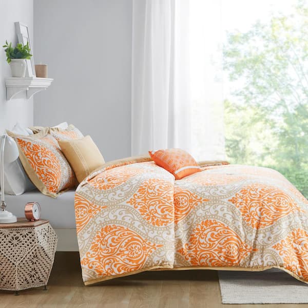 Sabrina Damask Comforter Set