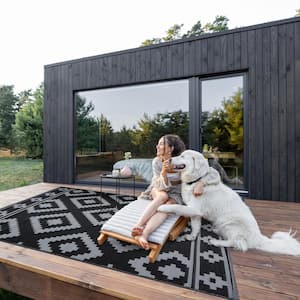 Milan Design Black and Gray 8 ft. x 10 ft. Size 100% Eco-friendly Lightweight Plastic Indoor/Outdoor Area Rug