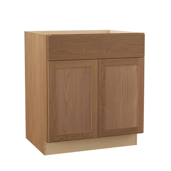 Sinclair 30 in. W x 24 in. D x 34.5 in. H Assembled Base Cabinet in Shaker Saddle Oak