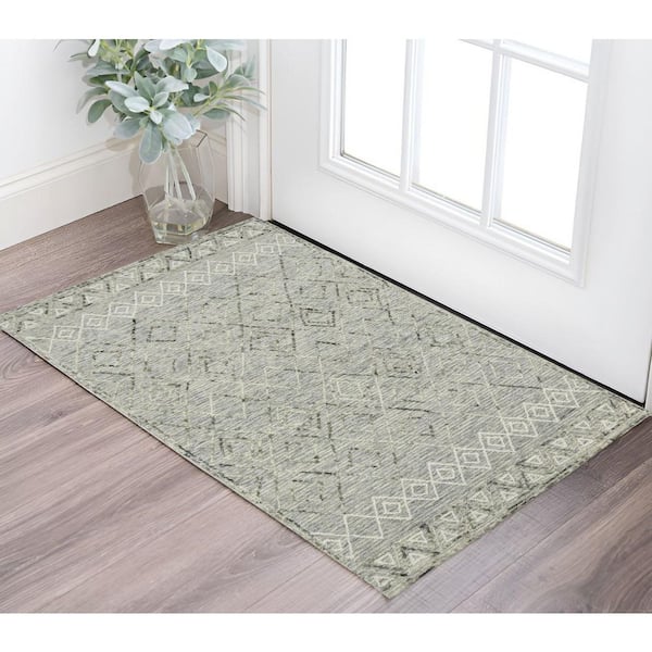 2 ft. x 3 ft. Multi-Colored Wool Argyle Hand Hooked Area Rug