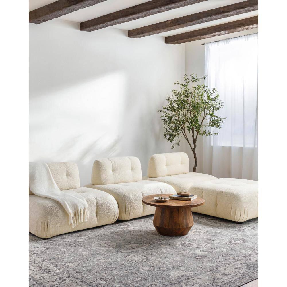 Davina Vintage-Style Floral Motif Area Rug in London Fog, 6'7" x 9'