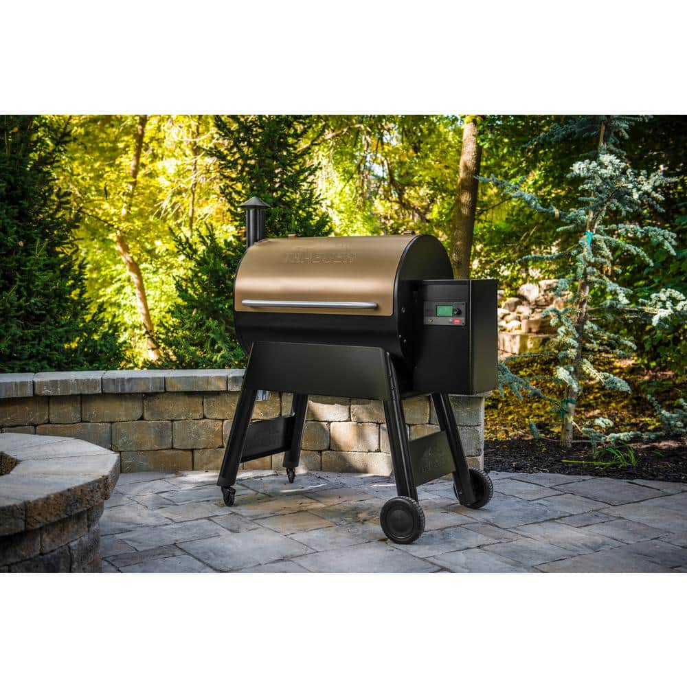 Traeger Pro 780 Bronze Wood Pellet Grill with WiFIRE Technology