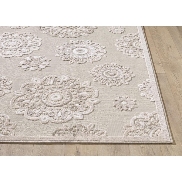 Ava Taupe 2 ft. x 4 ft. Bohemian Floral Indoor/Outdoor Area Rug