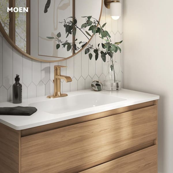 Genta Single Handle Single Hole Bathroom Faucet in Bronzed Gold