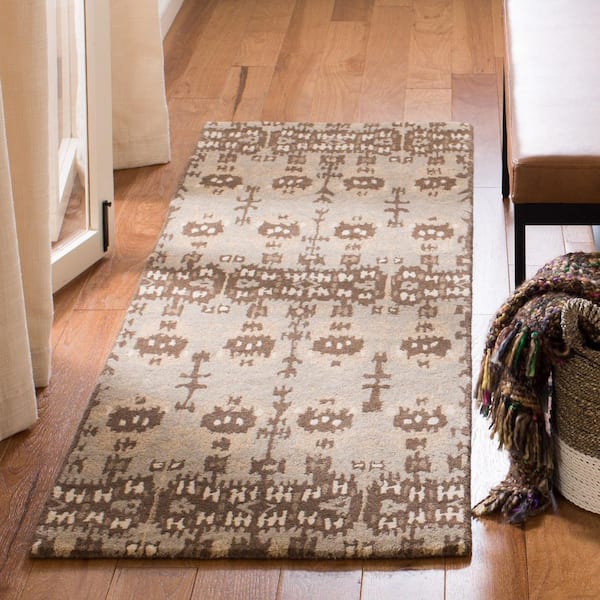 Wyndham 2 ft. x 13 ft. Natural/Multi Ikat Runner Rug