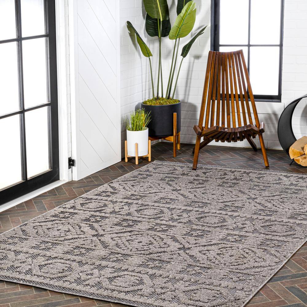 Dark Gray and Ivory Geometric Synthetic Indoor/Outdoor Area Rug