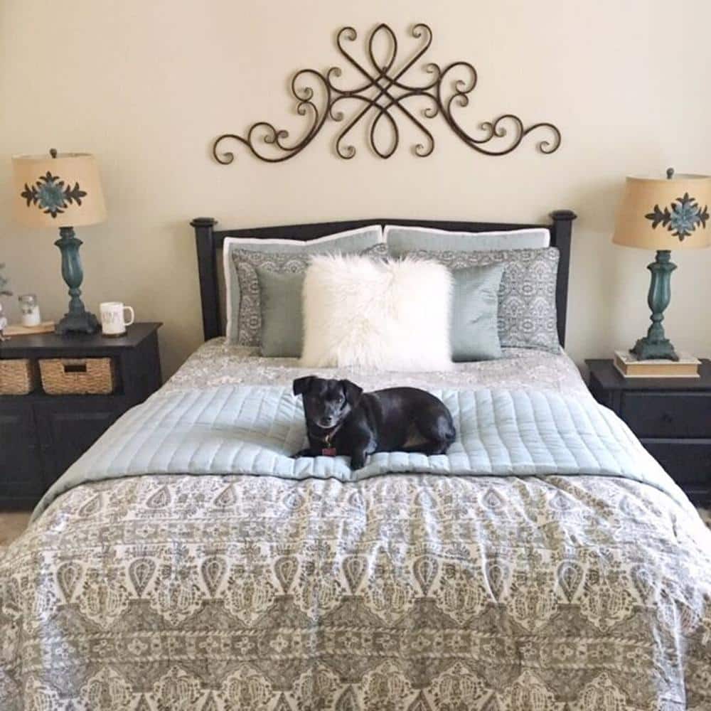 Gray and White Cotton Reversible Twin Quilt Set