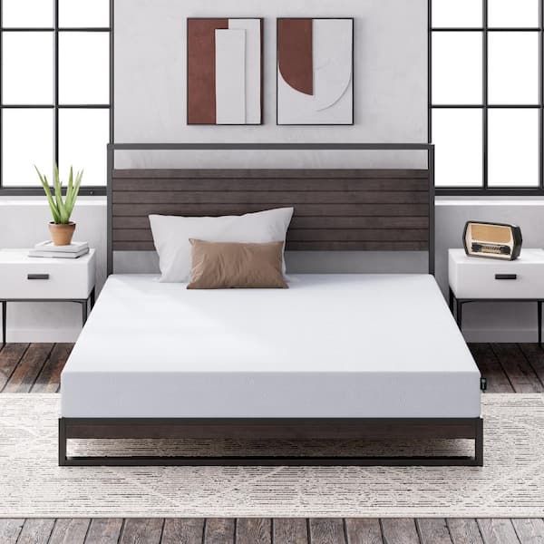 Queen Short Medium Soothe Cooling Gel Memory Foam 8 in. Mattress