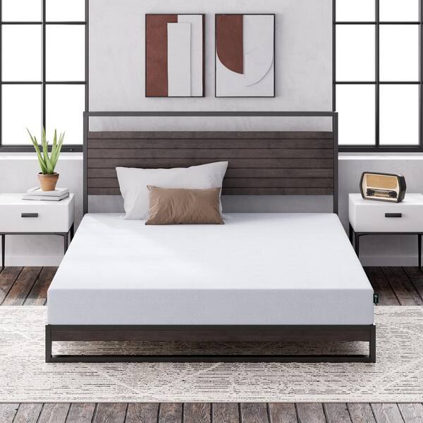 Queen Short Medium Soothe Cooling Gel Memory Foam 8 in. Mattress